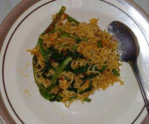 Resep Baru Indomie goreng kangkung Enak Sederhana