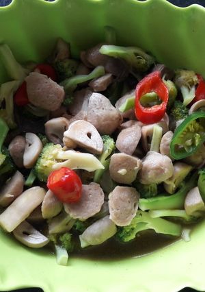 Foto resep Brokoli Jamur Baso Saus Tiram #BikinRamadhanBerkesan#