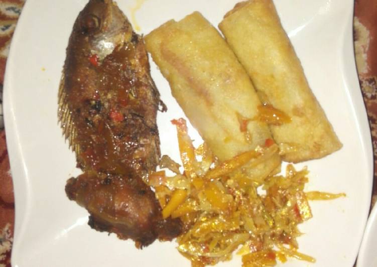 Recipe of Favorite Spring roll with fish and sauce#kitchenhuntchallenge