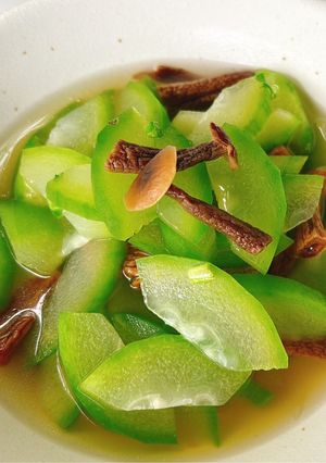 Hình của món Canh bí xanh nấm lộc nhung.
