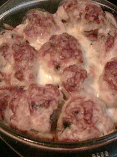 Csőben sült csirkemell karfiollal, krumpliágyon recept fotója