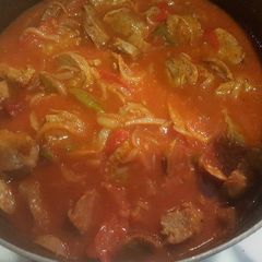 A picture of Sausage and peppers.