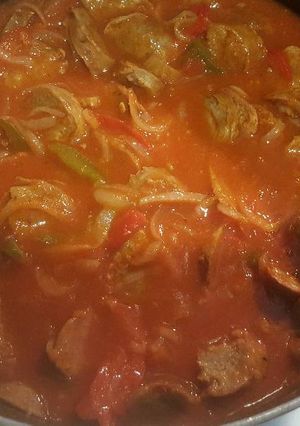 A picture of Sausage and peppers.