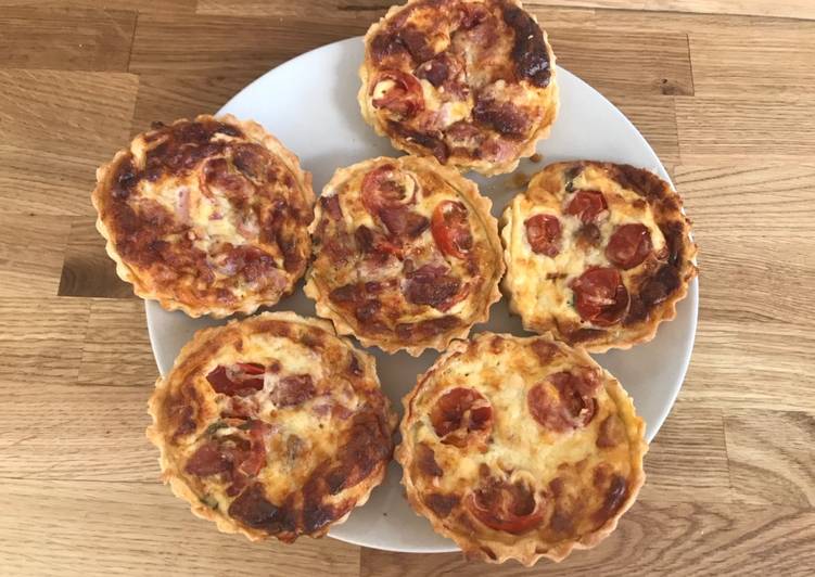 Quick picnic quiches