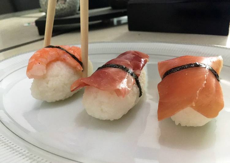 Nigiri relleno (a mi manera) fácil