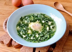 Hình của món 💚 Canh Ngải Cứu Trứng Gà Lòng Đào.