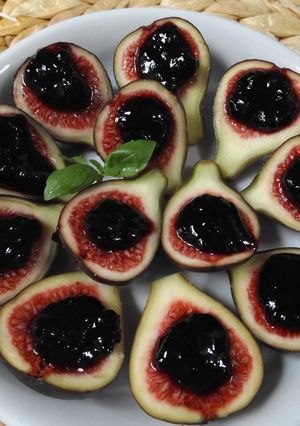 Una foto de Postre rápido con higos