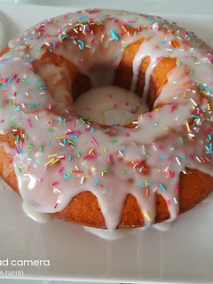 Foto di Ciambella con glassa al limone