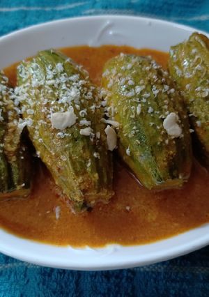 মুগ ডাল ছানার পুর ভরা পটলের দোর্মা (moog dal chanar pur bhora potoler dorma recipe in Bengali) রেসিপির প্রধান ছবি