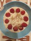 Porridge con frambuesas y almendras. Sencillo y rápido