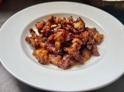 A picture of tôm rang thịt ba chỉ