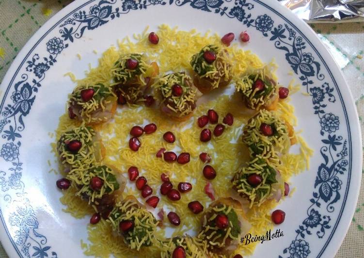 Chakli Sev Puri