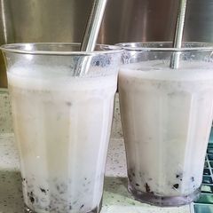 A picture of Taro milk.