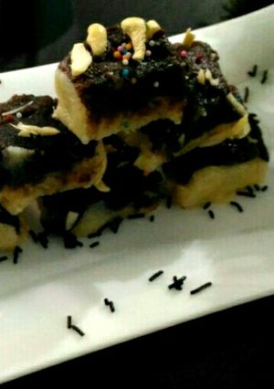 A picture of White and dark chocolate Barfi.