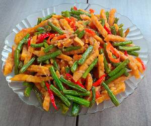 Siap Saji Tumis TeKaPang (Tempe Kacang Panjang) Ala Restoran Siap Saji Tumis TeKaPang (Tempe Kacang Panjang) Ala Restoran
