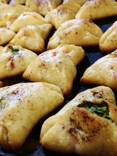 صورة لوصفة عجينة فطائر الجبنه :)