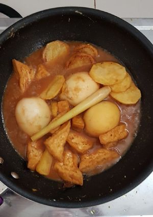 Foto resep Semur Telur Tahu Kentang