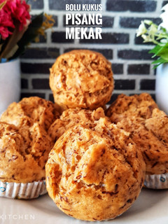 Foto resep Bolu Kukus Pisang Mekar⭐