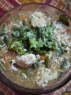 এগ ভেজি স্যুপ(egg vege soup recipe in bengali) রেসিপির প্রধান ছবি