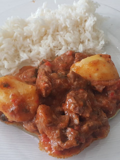 Una foto de Estofado de ternera con patatas (Thermomix)