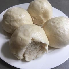 A picture of Vegan steamed Bun.
