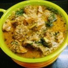 A picture of Murg dahi kali mirch.