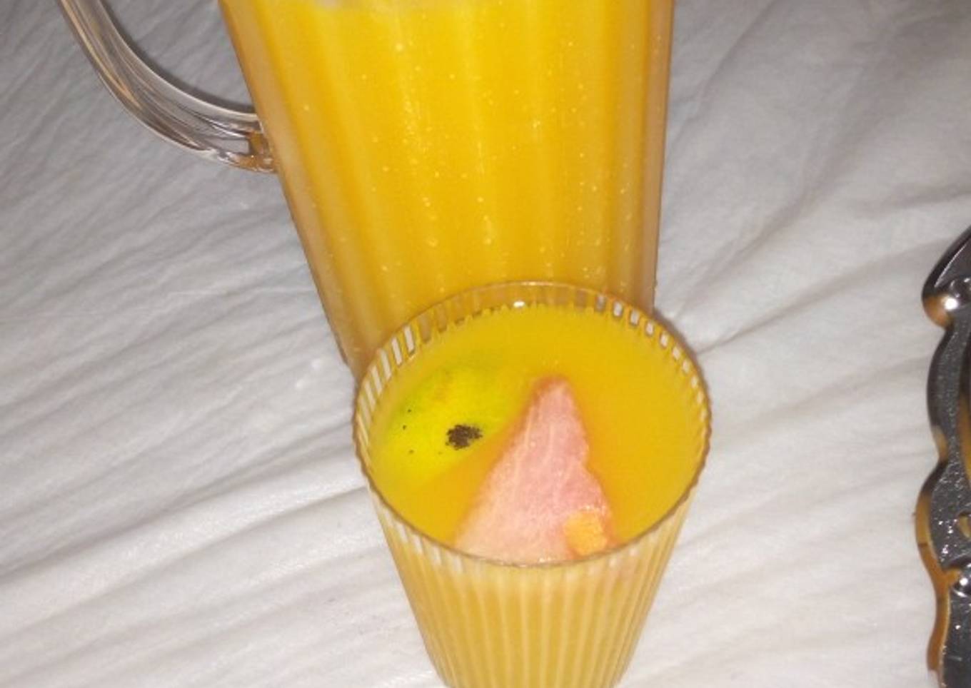 Mango,Ginger & pineapple juice