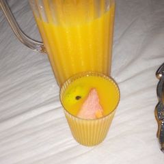 A picture of Mango,Ginger & pineapple juice.