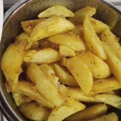 Potato wedges A picture of Potato wedges.