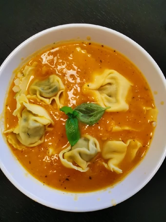 Easy Ways Prepare|Recipe} Pumpkin Soup w/spinach ricotta tortellini the Perfect