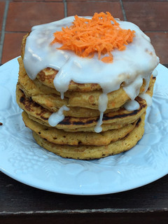 Una foto de HOTCAKES DE ZANAHORIA esponjosos 🥞🥕