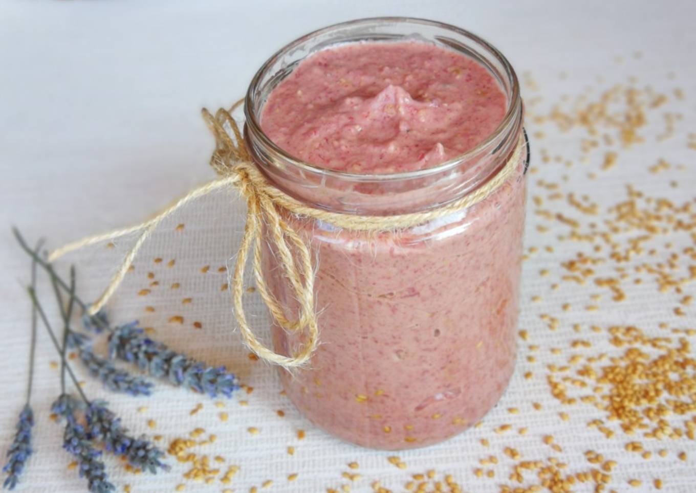 Hummus de alubia roja con especias y semillas