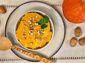 Une photo de Purée de potimarron parfumée à la noix de muscade