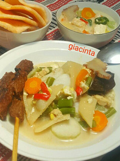 Foto resep Lontong sayur dan sate daging bumbu (#pr_masakan bersantan)