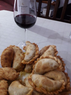 Una foto de Empanadas de carne fritas