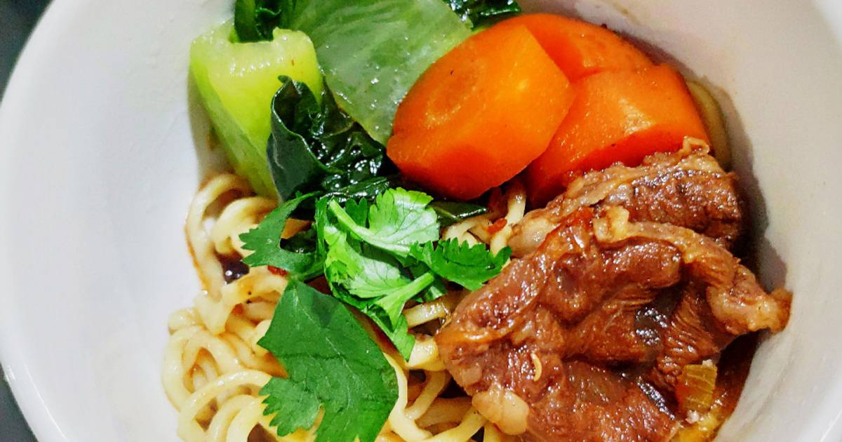 17 resep mie sapi taiwan enak dan sederhana ala rumahan