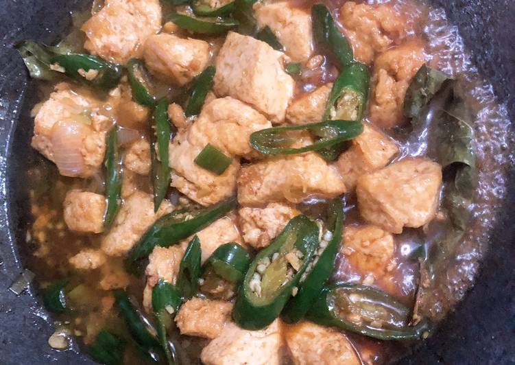 Tahu kecap cabe ijo