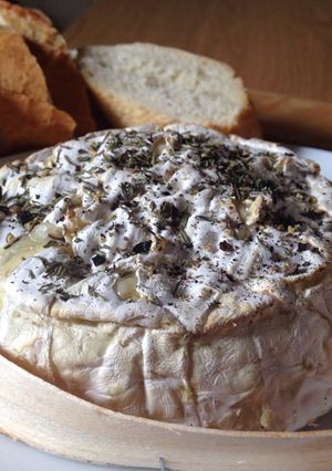 A picture of Baked Camembert.