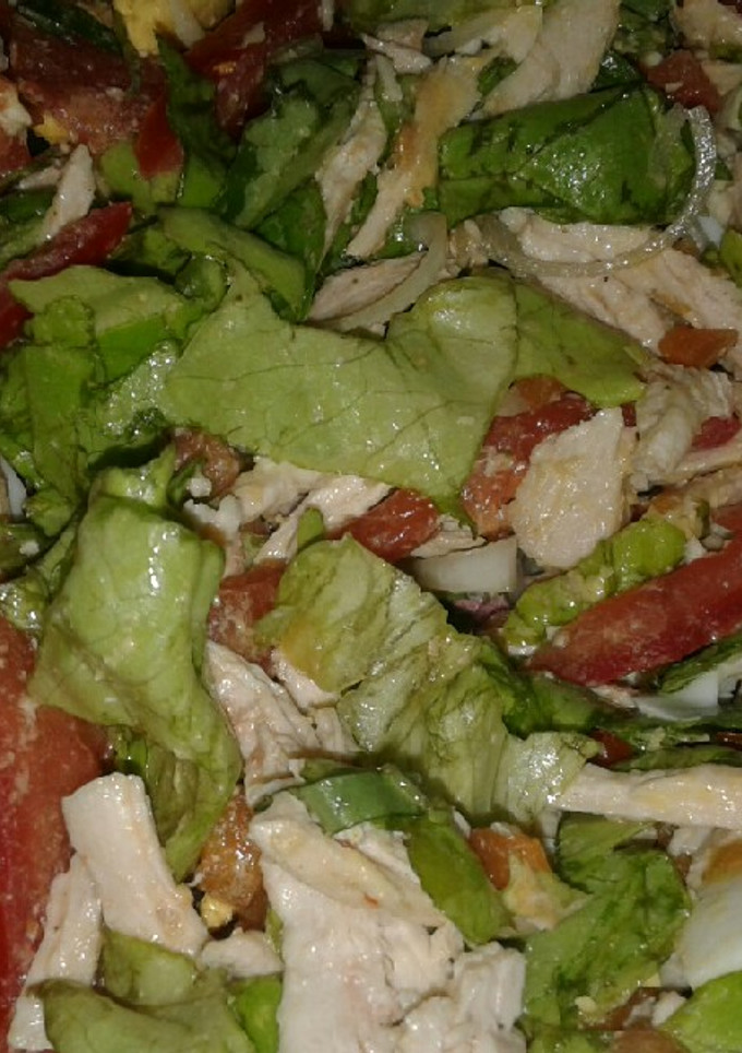 Una foto de Ensalada de pollo