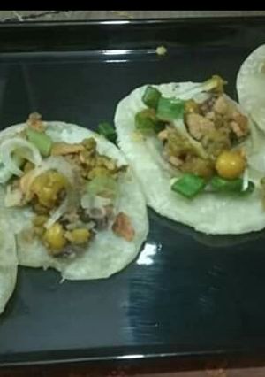 A picture of Surat famous Randeri aloo puri.