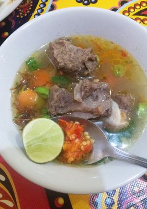 Foto resep Sop Tulang Sapi Ala" Aini