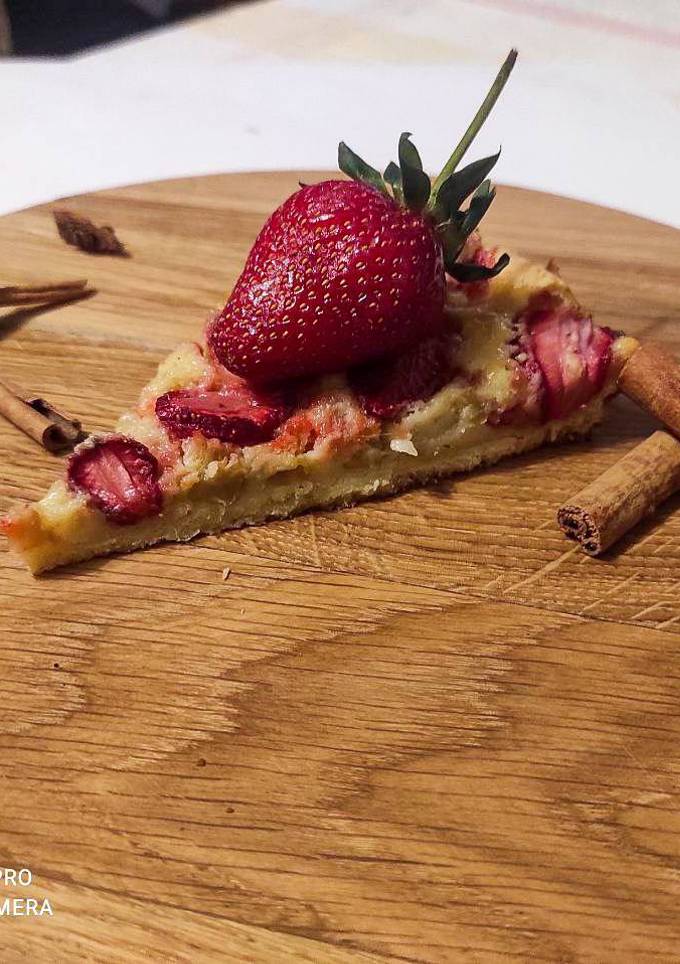 Тарт з ревенем та полуницею 🍓