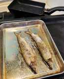 簡單做宵夜~~烤箱鹽烤香魚