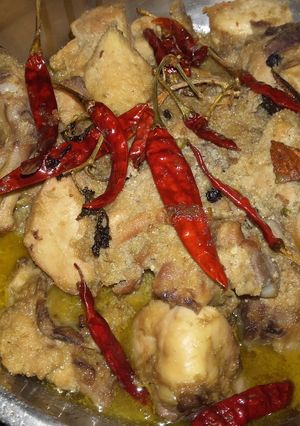 A picture of Chicken rezala.