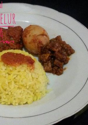 Foto resep Nasi kuning magic com
