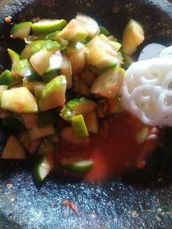 Cara Mudah Menyiapkan Resep  Receuh bonteng(timun) mamah firaz yang Bikin Ngiler, Menggugah Selera