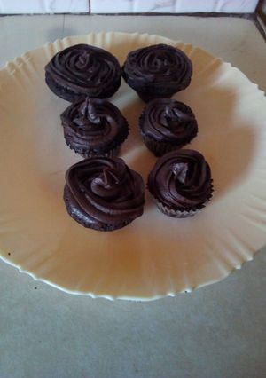 A picture of Simple chocolate cupcake.