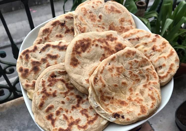 La façon simple de faire des recettes 🧀Cheese Naan🧀 spécial