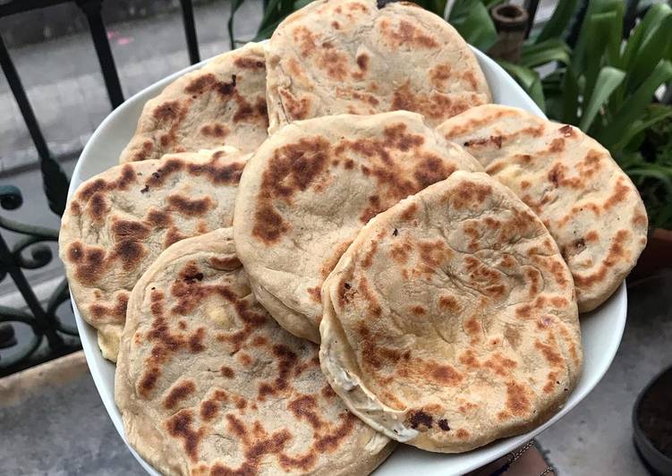 🧀Cheese Naan🧀