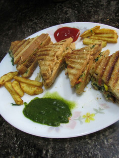 A picture of Healthy veg sandwich.